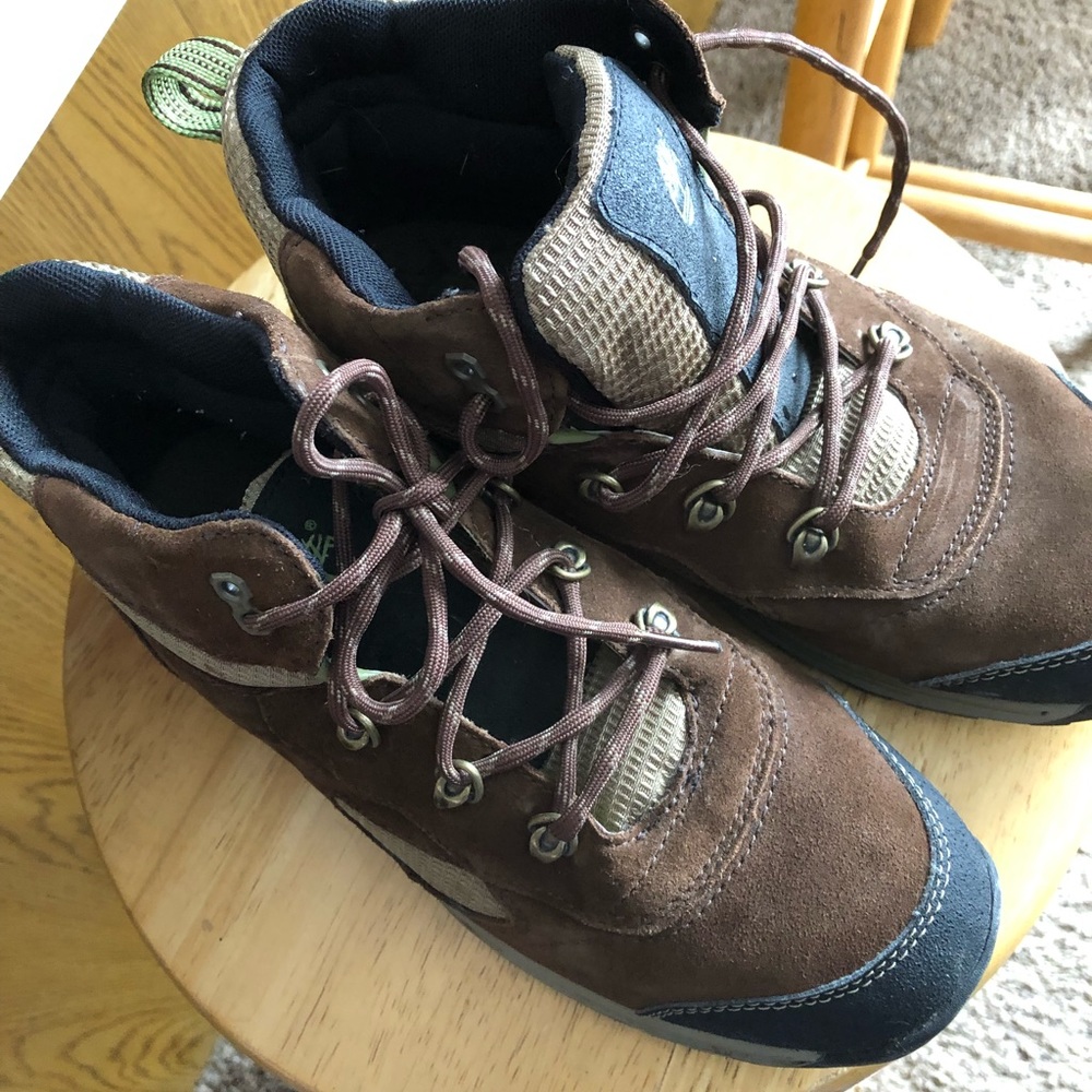 Timberland hikers wore a couple times great boots
